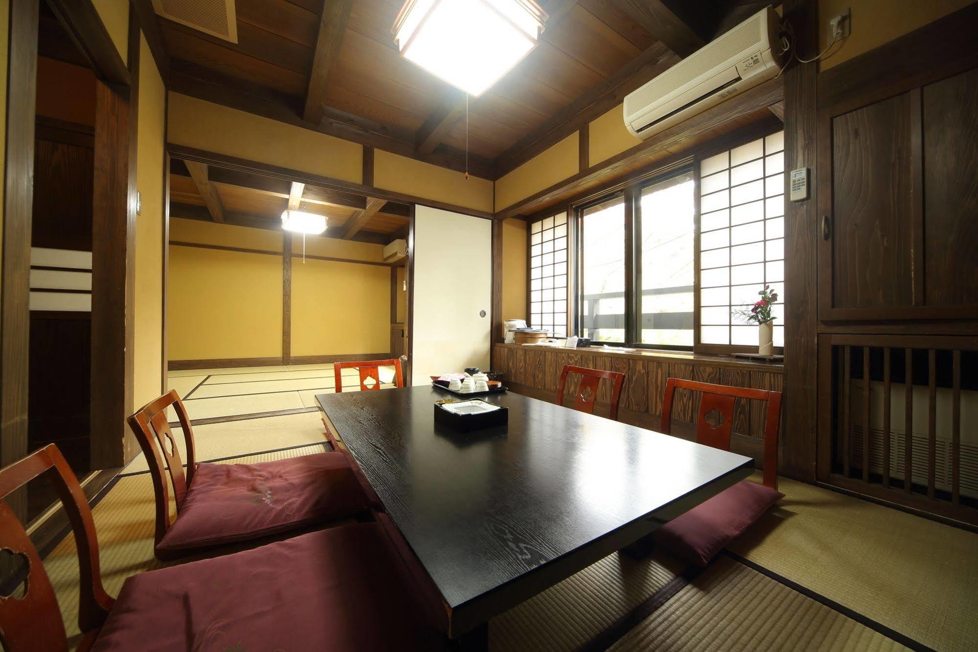 Ryokan Wakaba Minamioguni Exterior photo